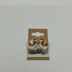 Diva Vanessa Hoop Earrings VS10 - Beauty Bar & Supply