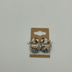 Diva Vanessa Hoop Earrings VS2 - Beauty Bar & Supply