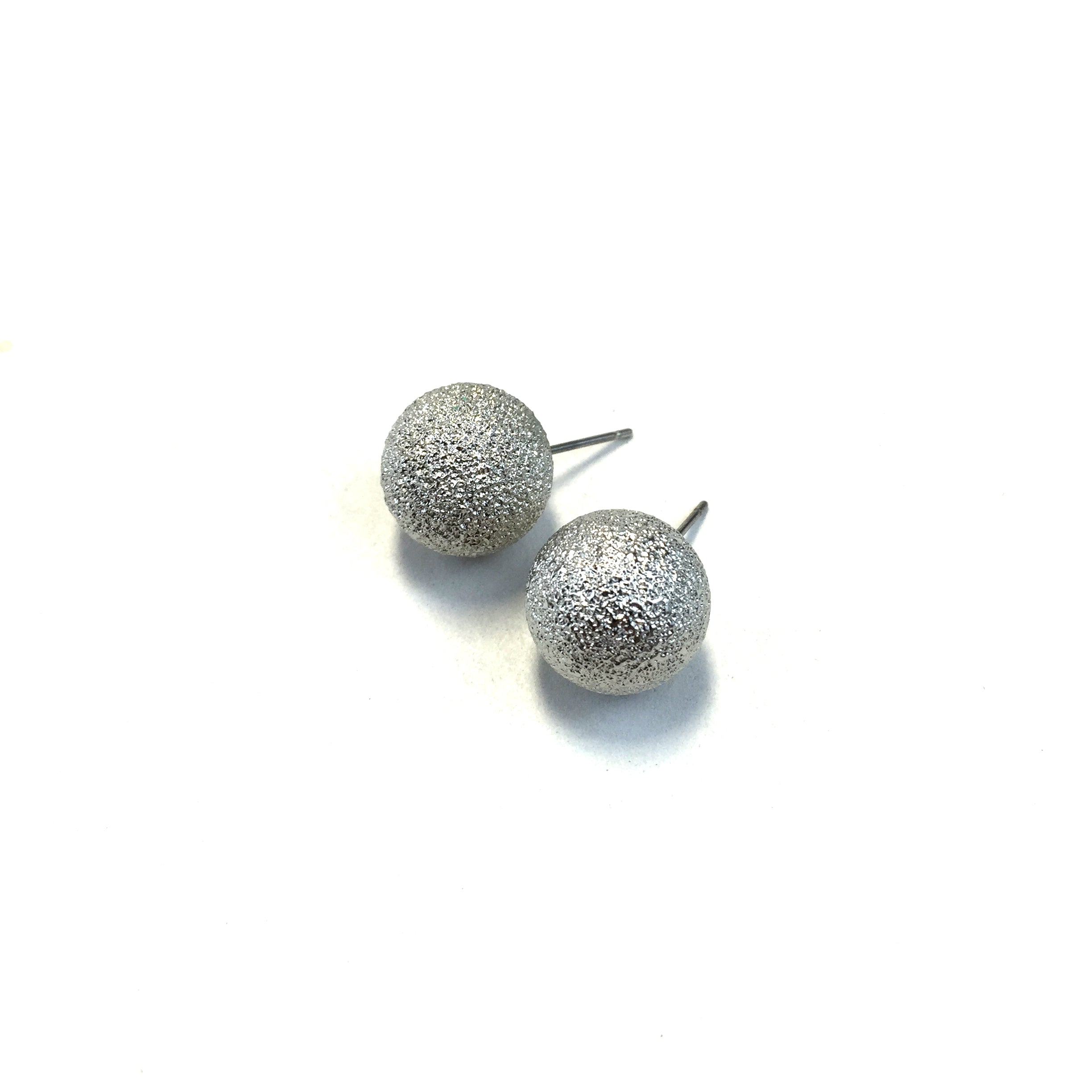 Diva Fab Ball Studs Earrings BTS14 - Beauty Bar & Supply