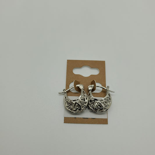Diva Vanessa Hoop Earrings VS2 - Beauty Bar & Supply