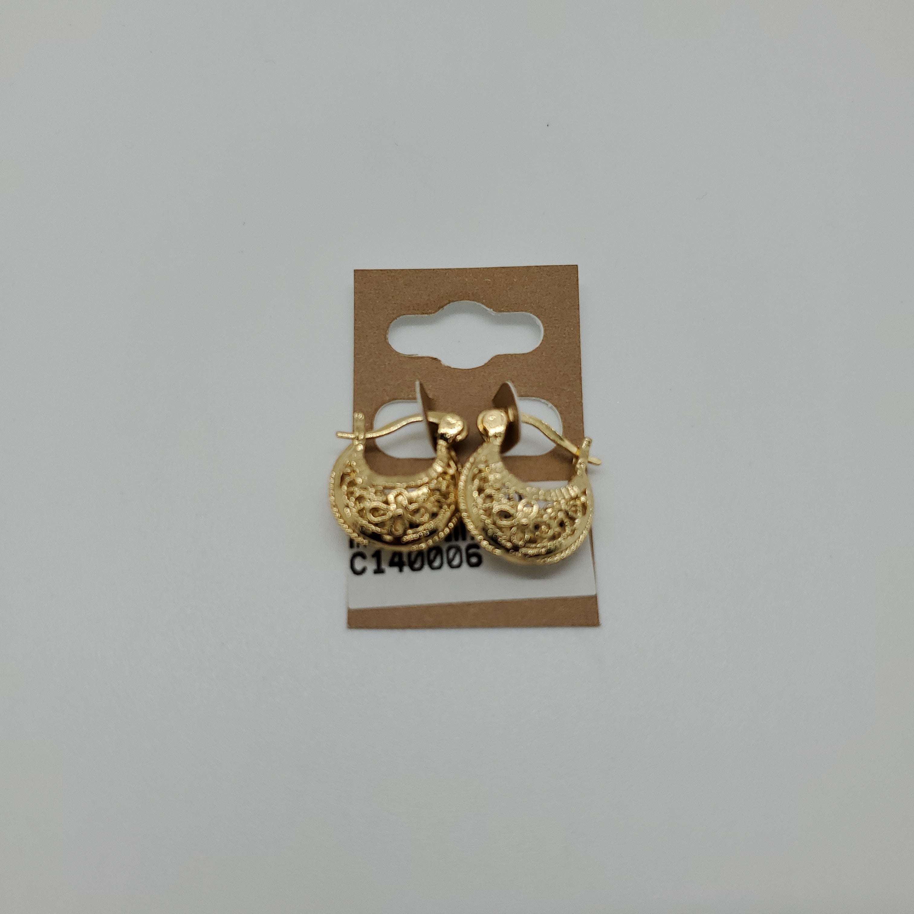 Diva Vanessa Hoop Earrings VG10 - Beauty Bar & Supply